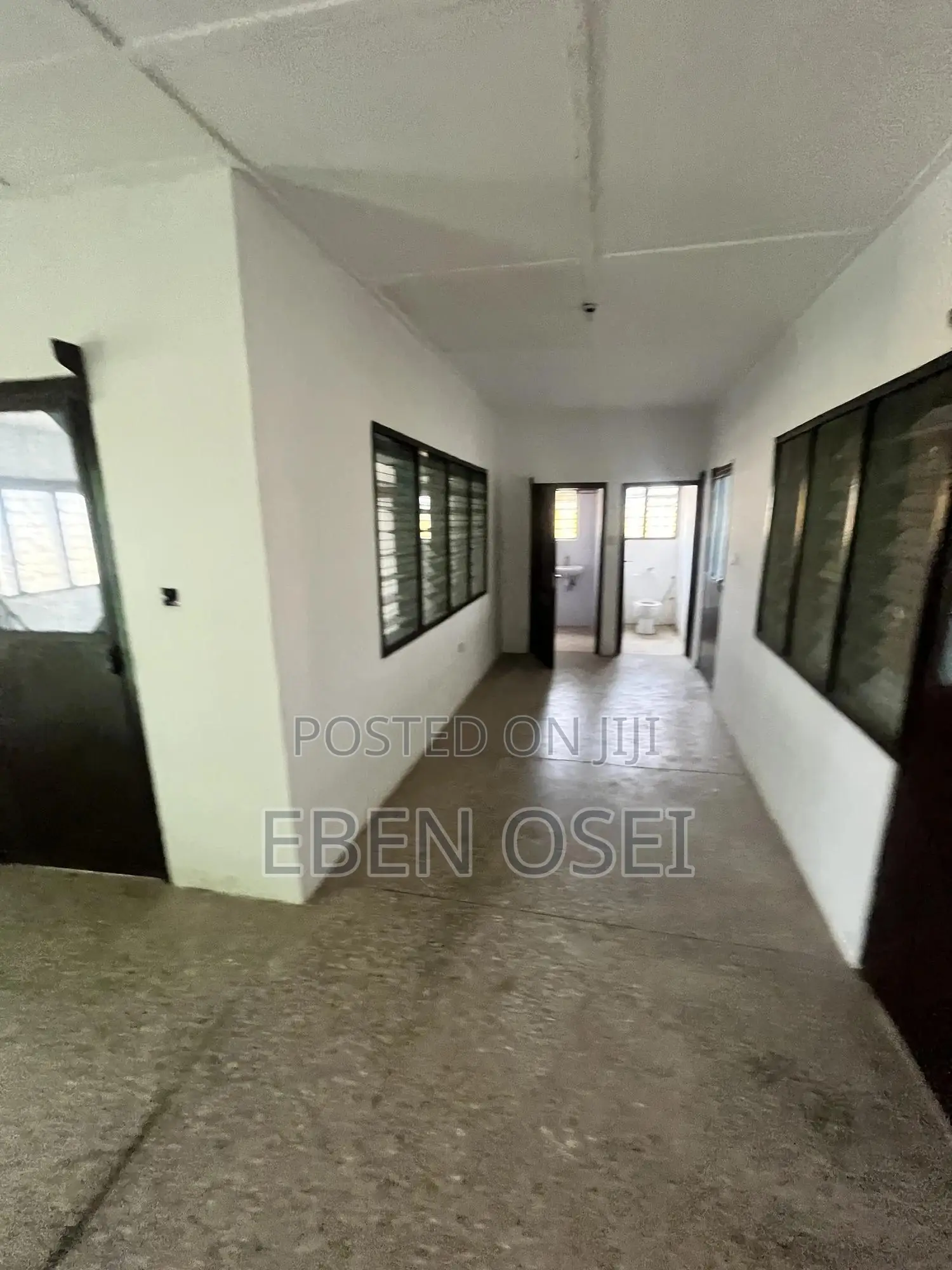4bdrm Apartment in Dansoman for rent