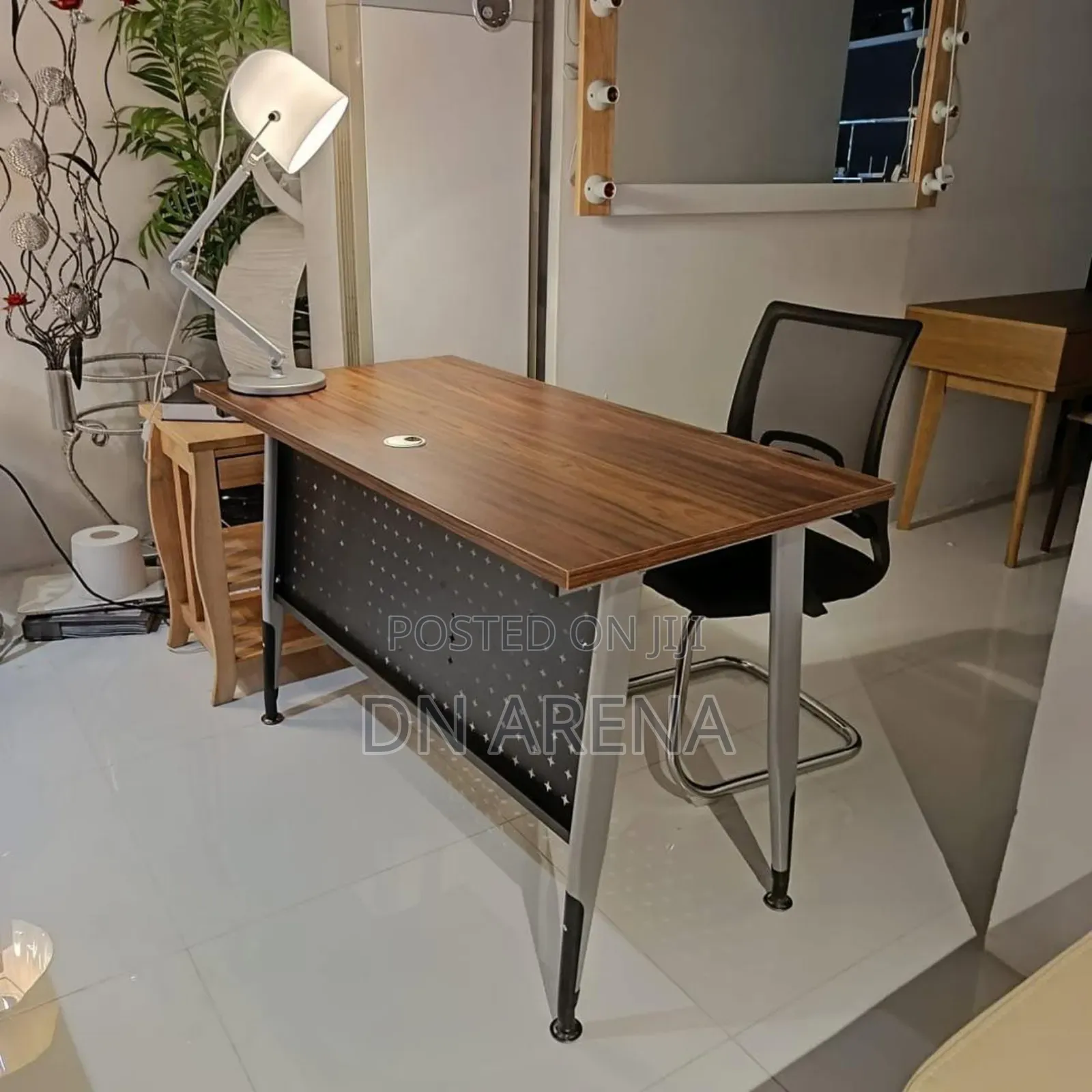 Office / Home Setup Desk Width - 60cm Height - 75cm