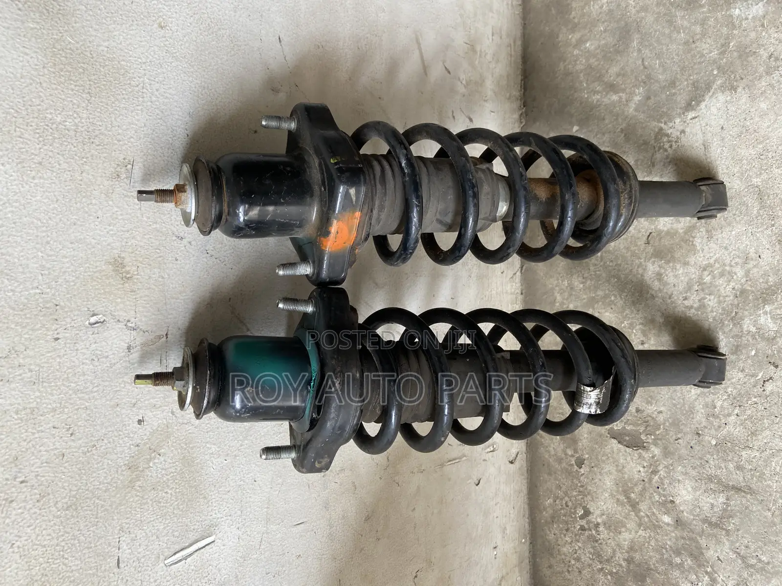 Dodge Caliber/ Avenger Back Shocks