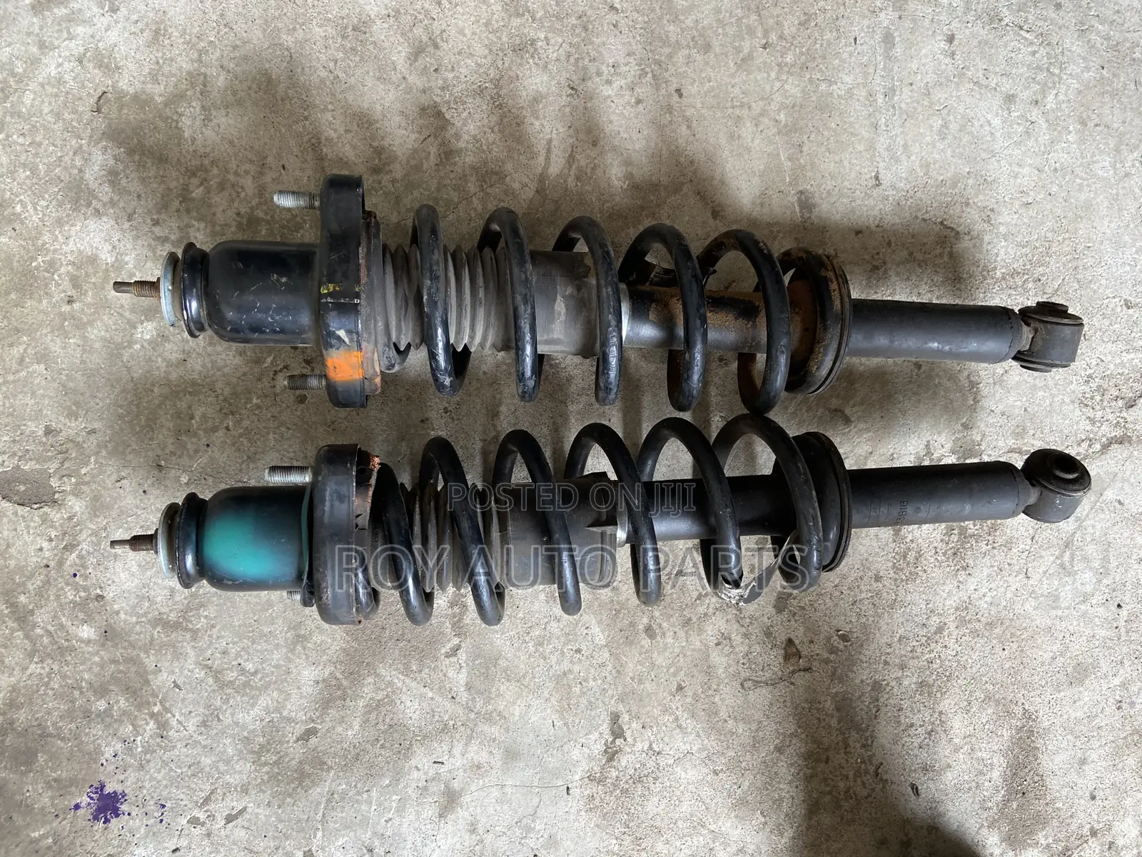 Dodge Caliber/ Avenger Back Shocks