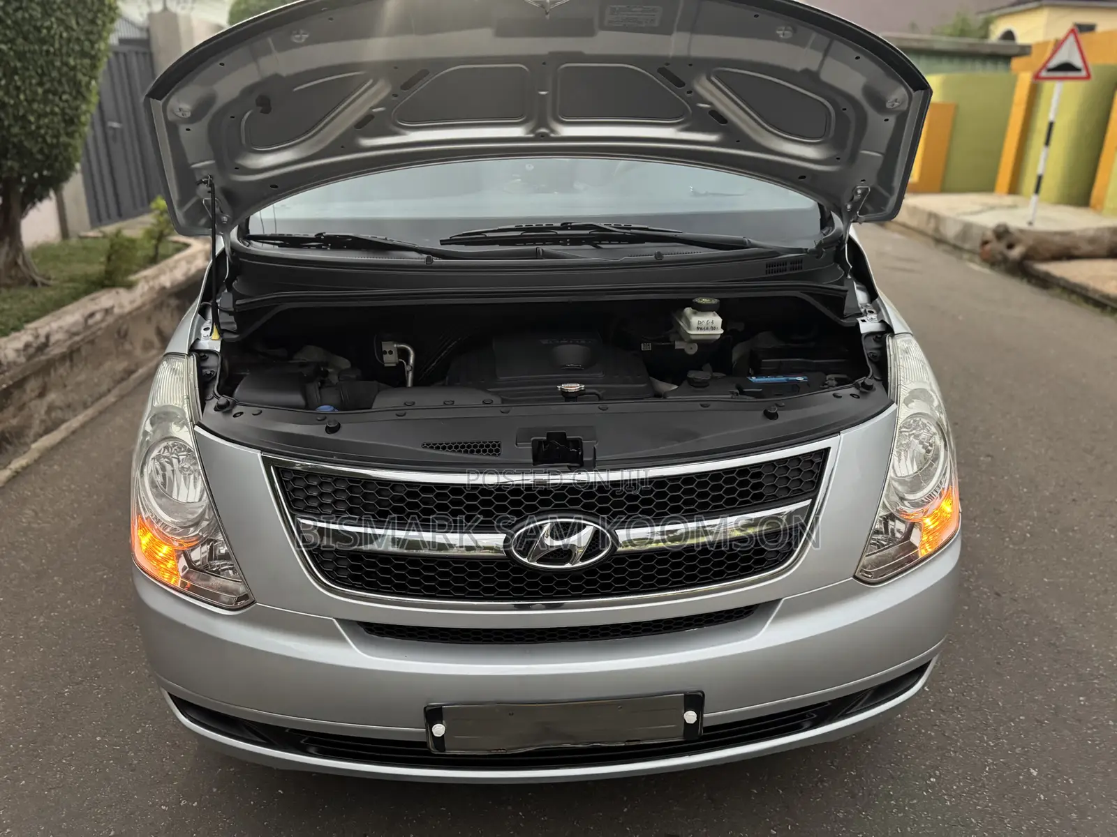 Hyundai Starex 2015 Silver
