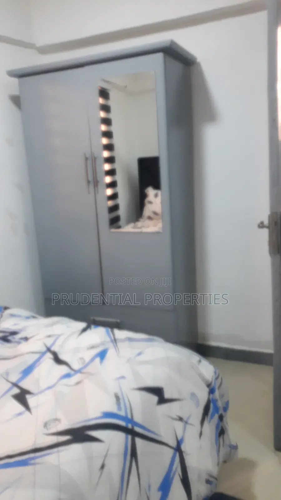 Furnished 1bdrm Apartment in Circle for rent