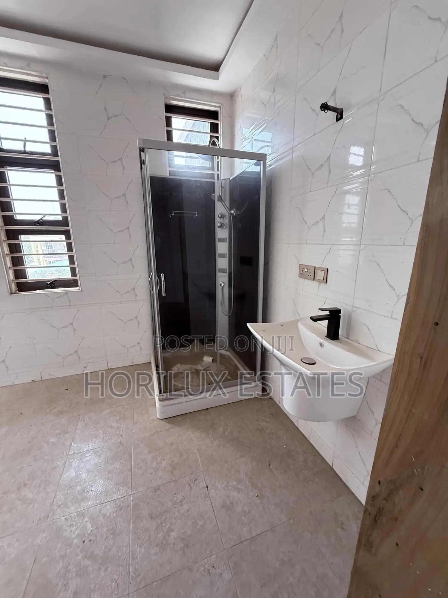 5bdrm Mansion in East Legon Hills for sale