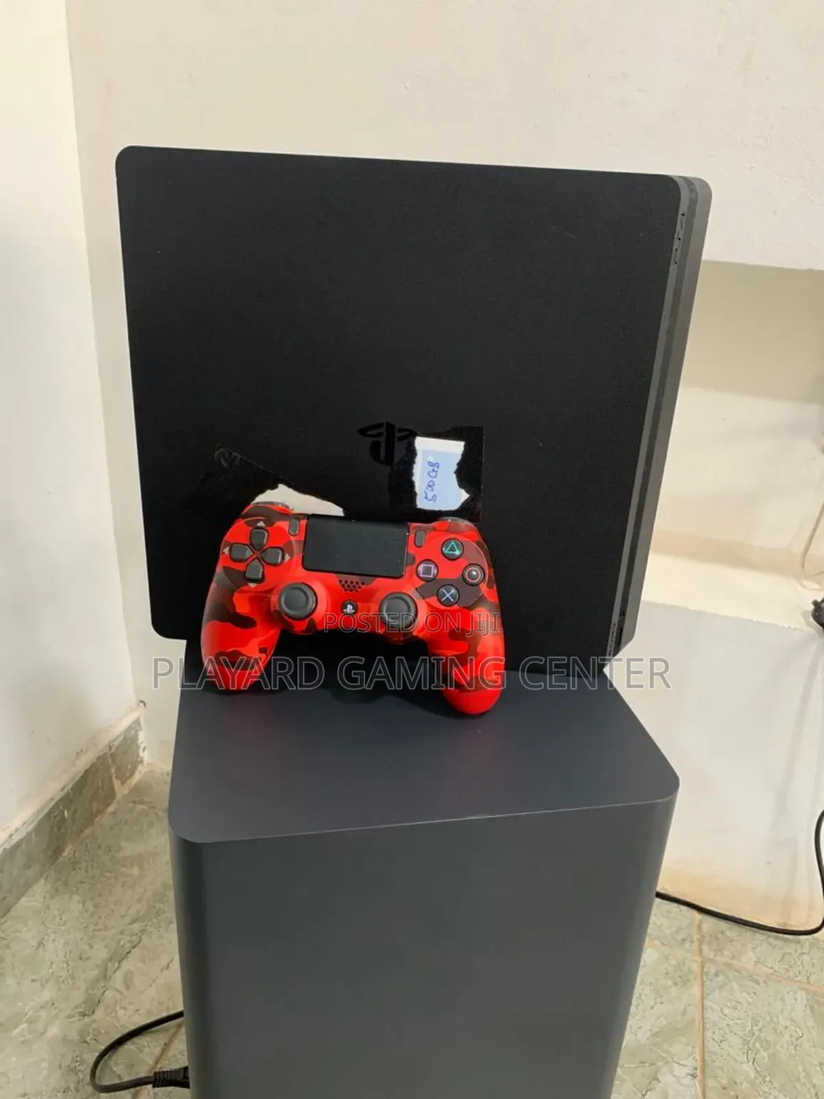 Playstation 4 Slim With 7 Games