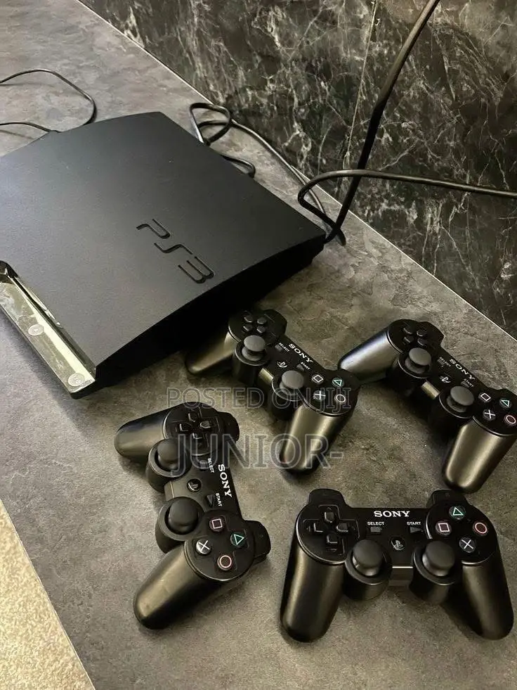 Ps3 Loaded With 10 Games 2 Controllers