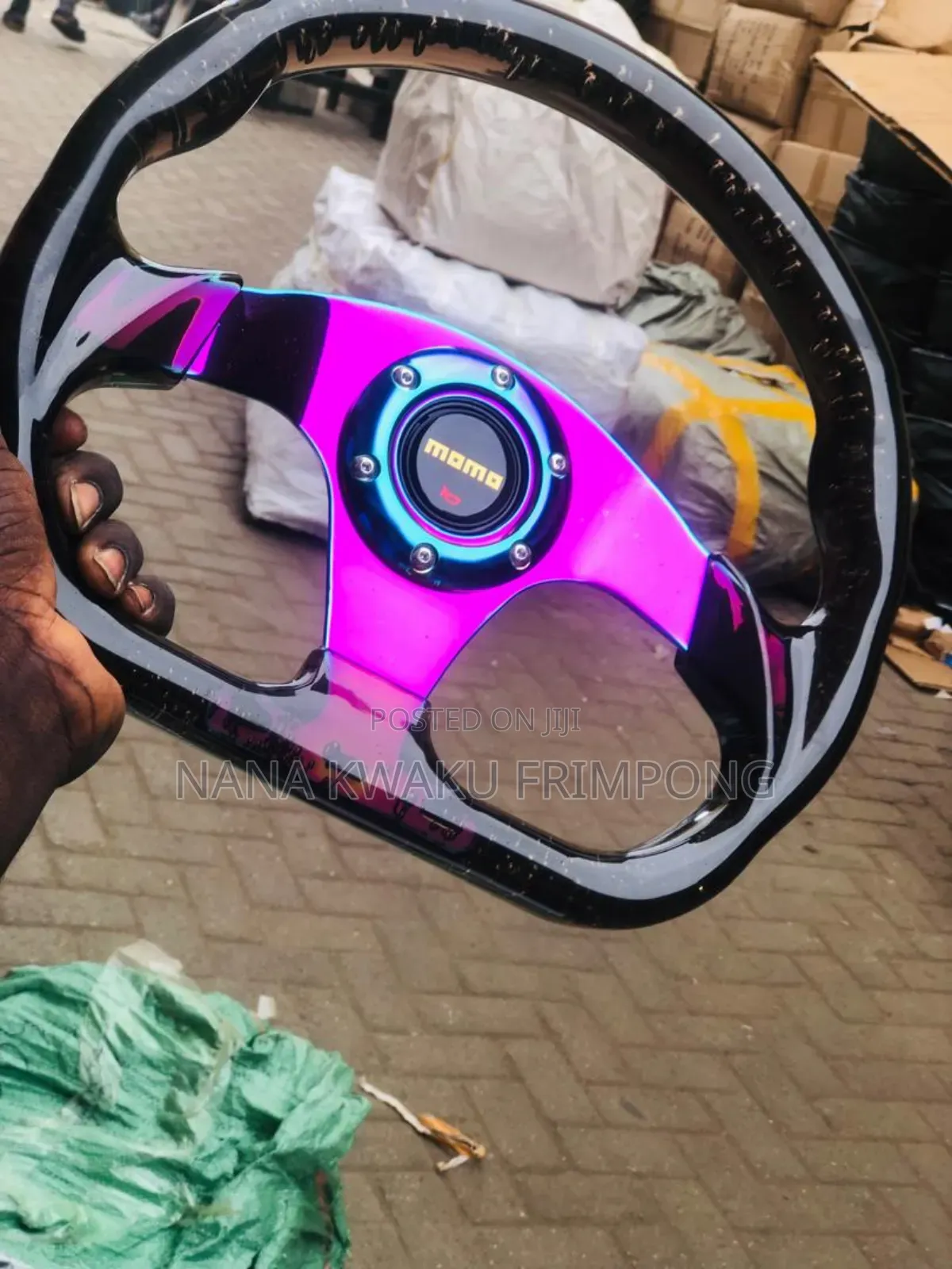 Universal Cystal Sport's Steering Wheel Available With Neck