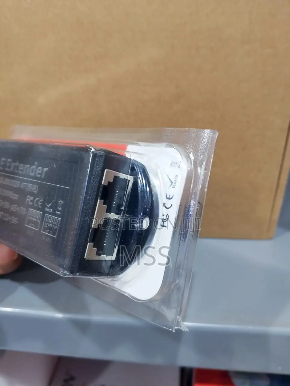 Poe Extender 1 in 2 Out