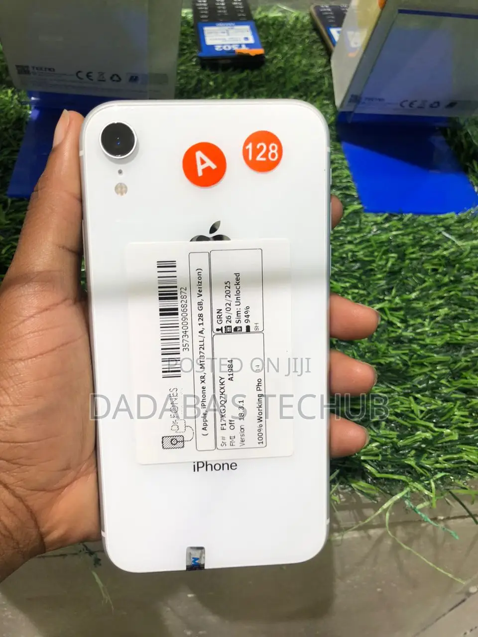 Apple iPhone XR 128 GB White