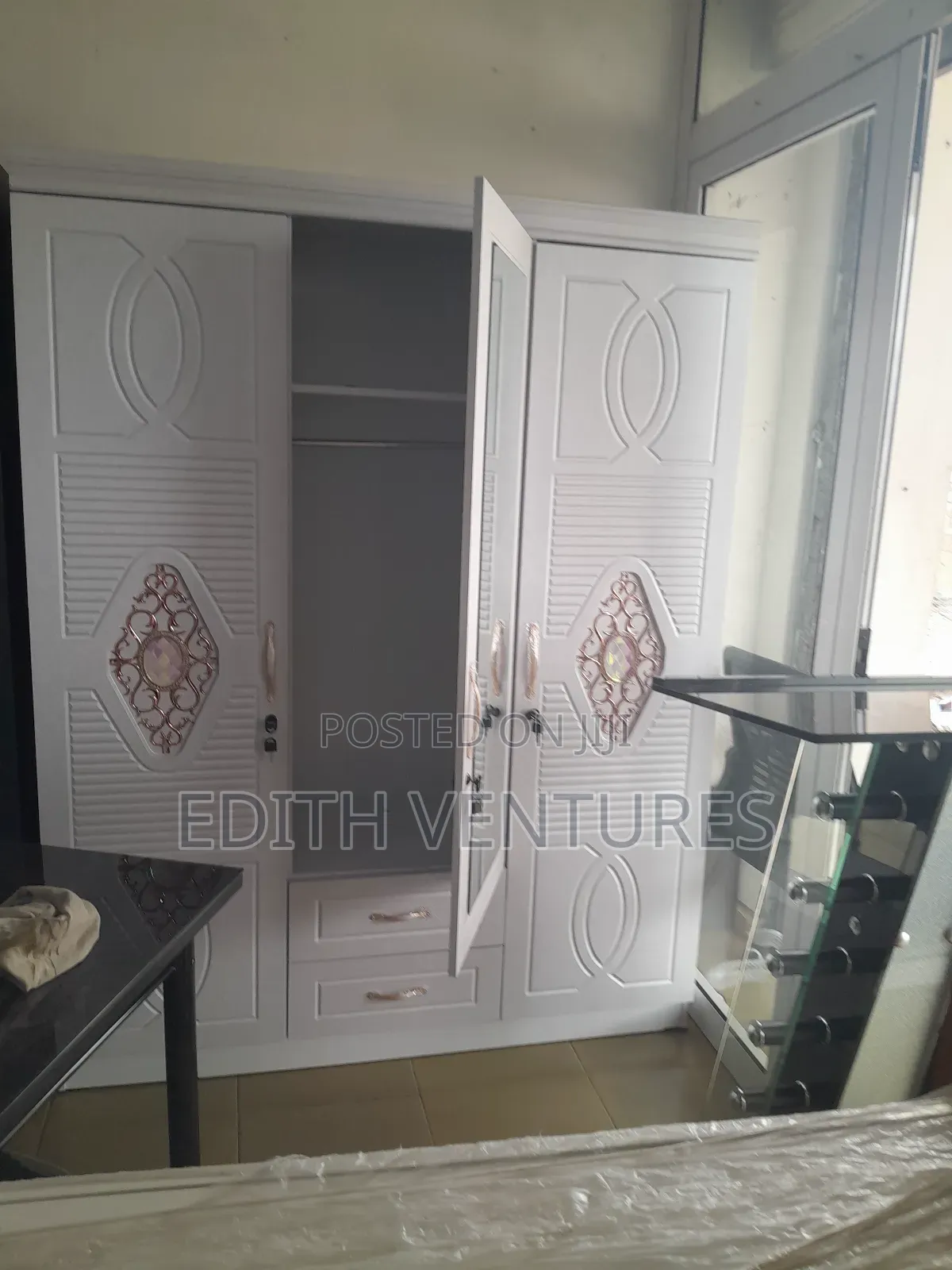 Mangle Wardrobe Three Doors Wardrobe