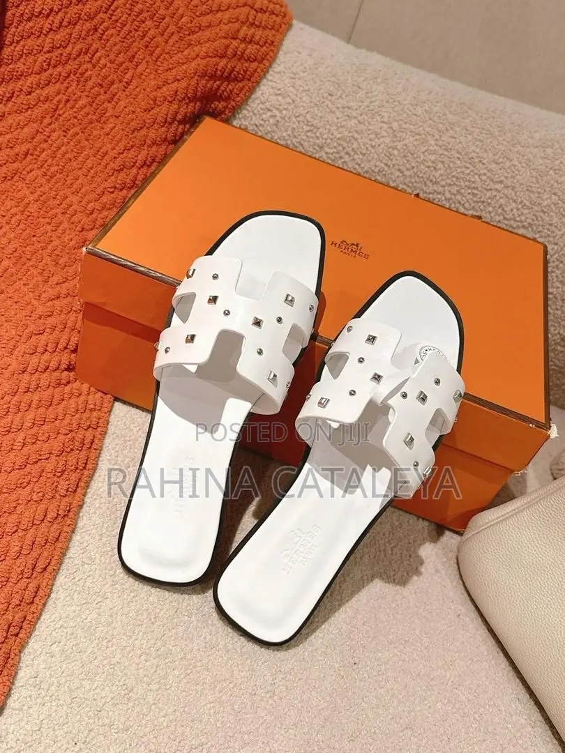 Hermes Slippers
