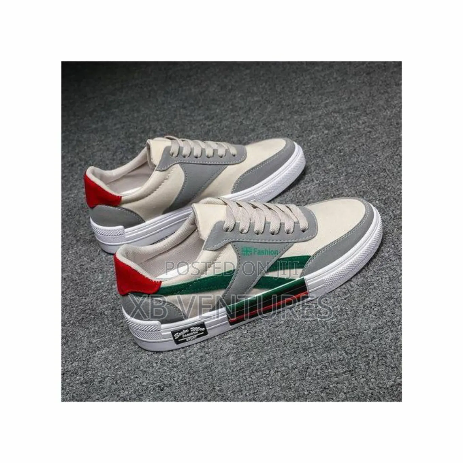 Men's Canvas Low Cut Sneakers