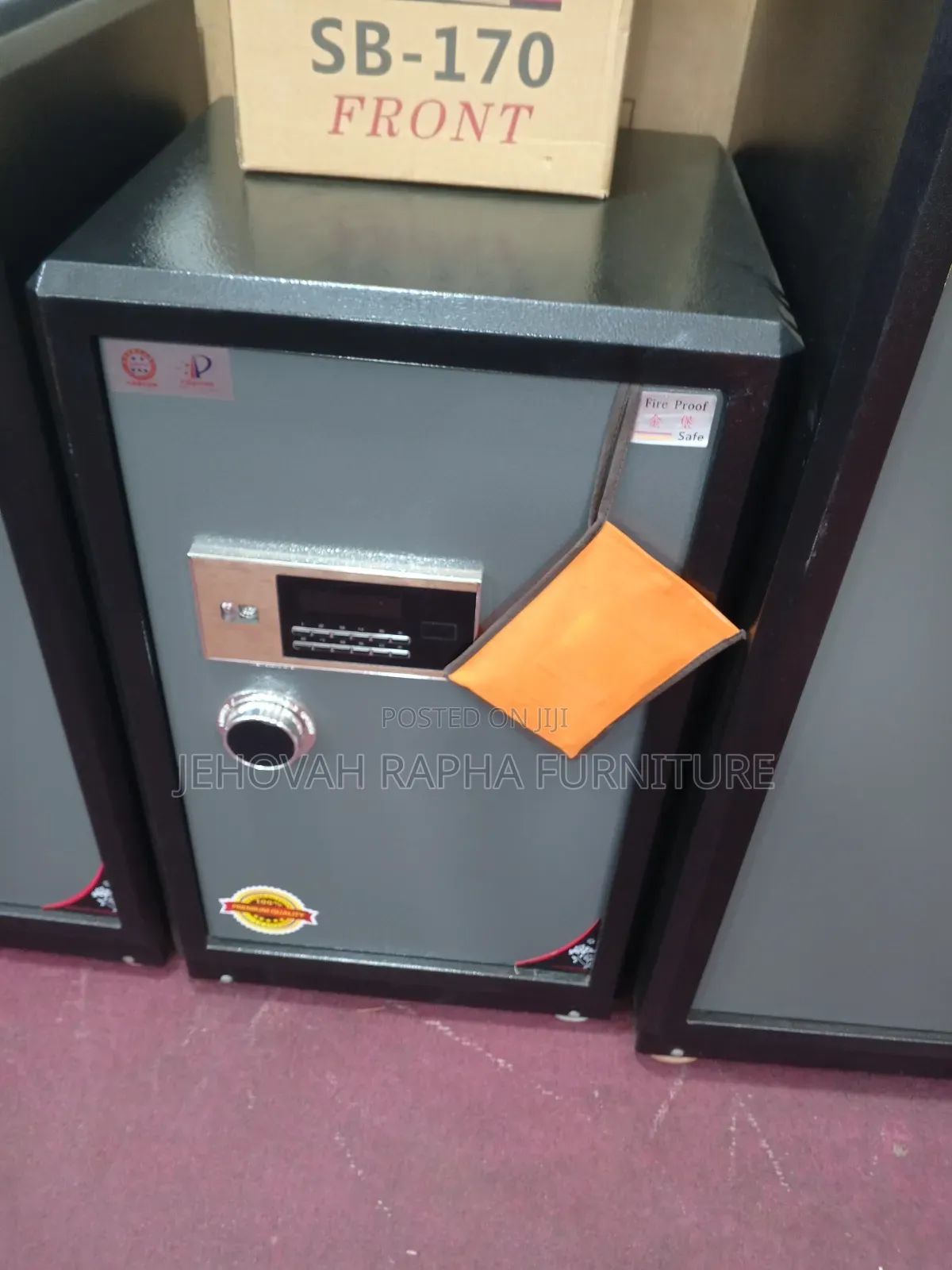 Heavy Money Safe