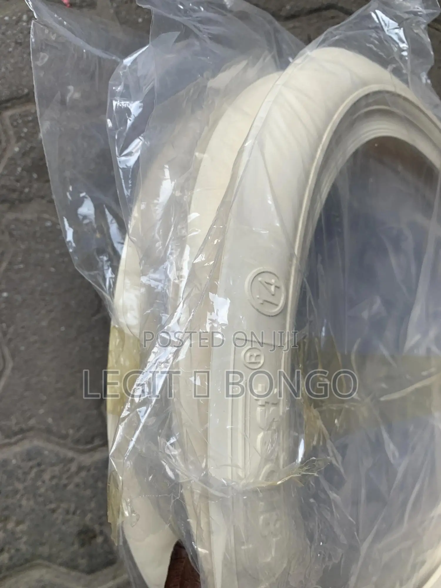 White Tyre Size 14- 16”