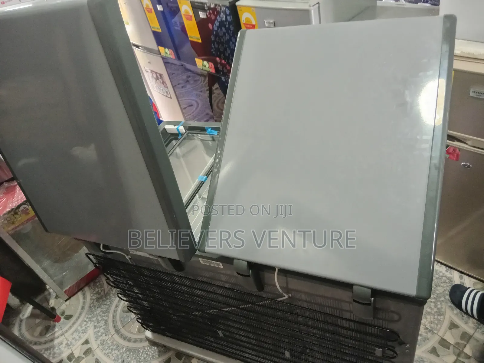Top-Notch Electronics Goldstar Fridge Freezer 344l Freezer
