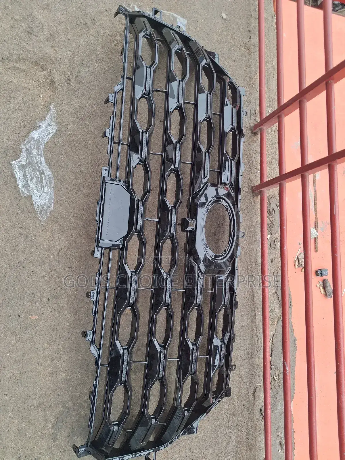 Front Grille Tundra 2023-2025