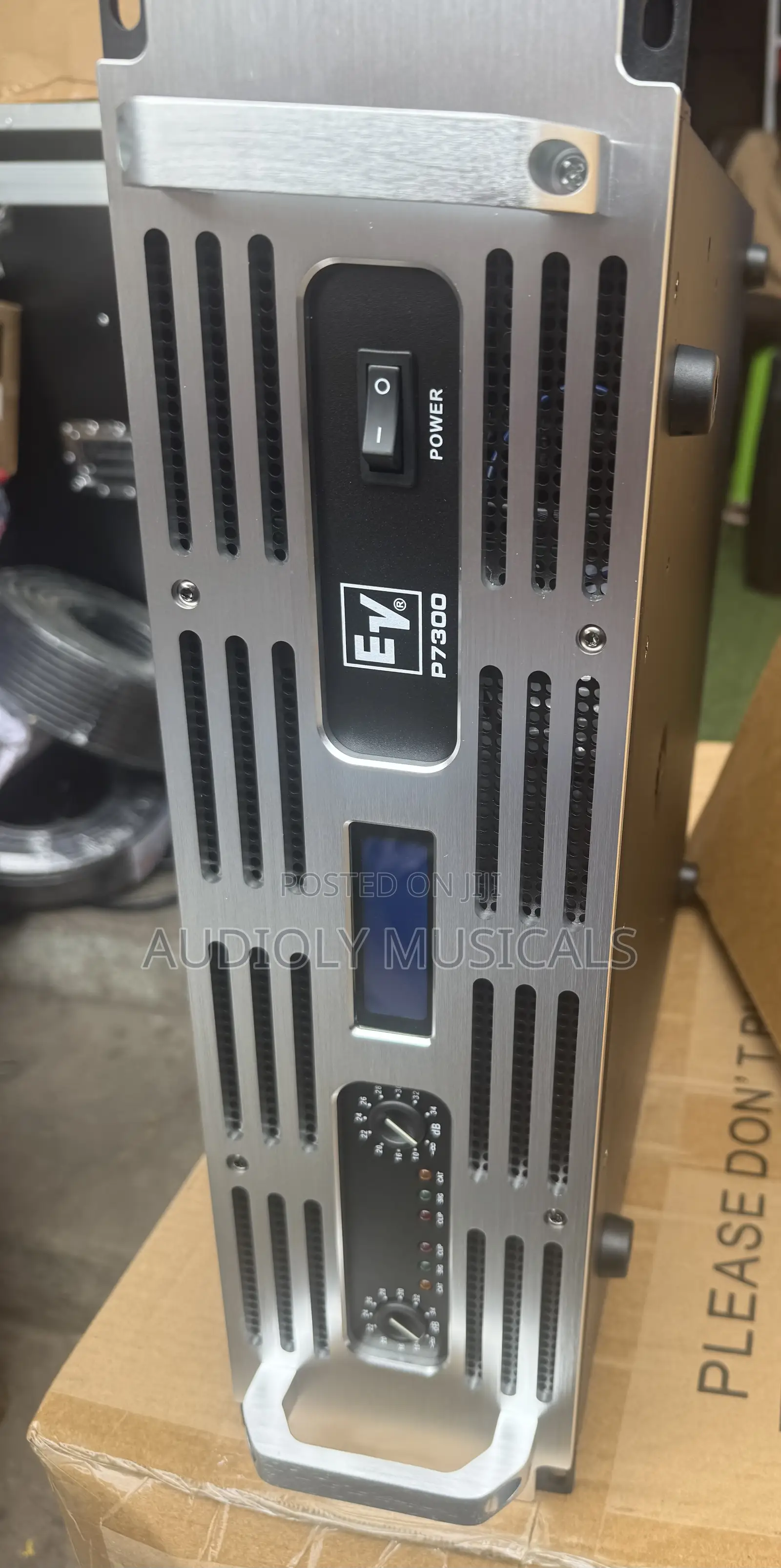 Ev /P -7300watt Mid Amplifier