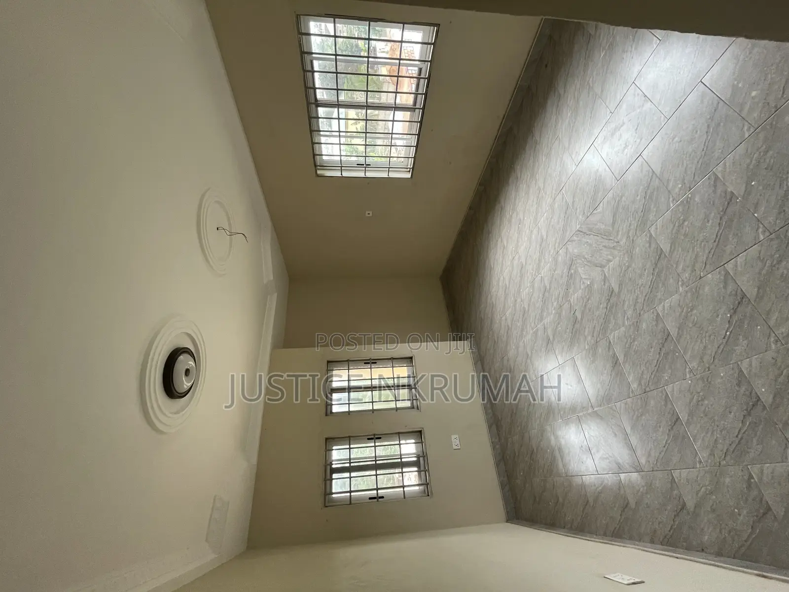 2bdrm Apartment in Mr Justice Estate, Bortiano for rent
