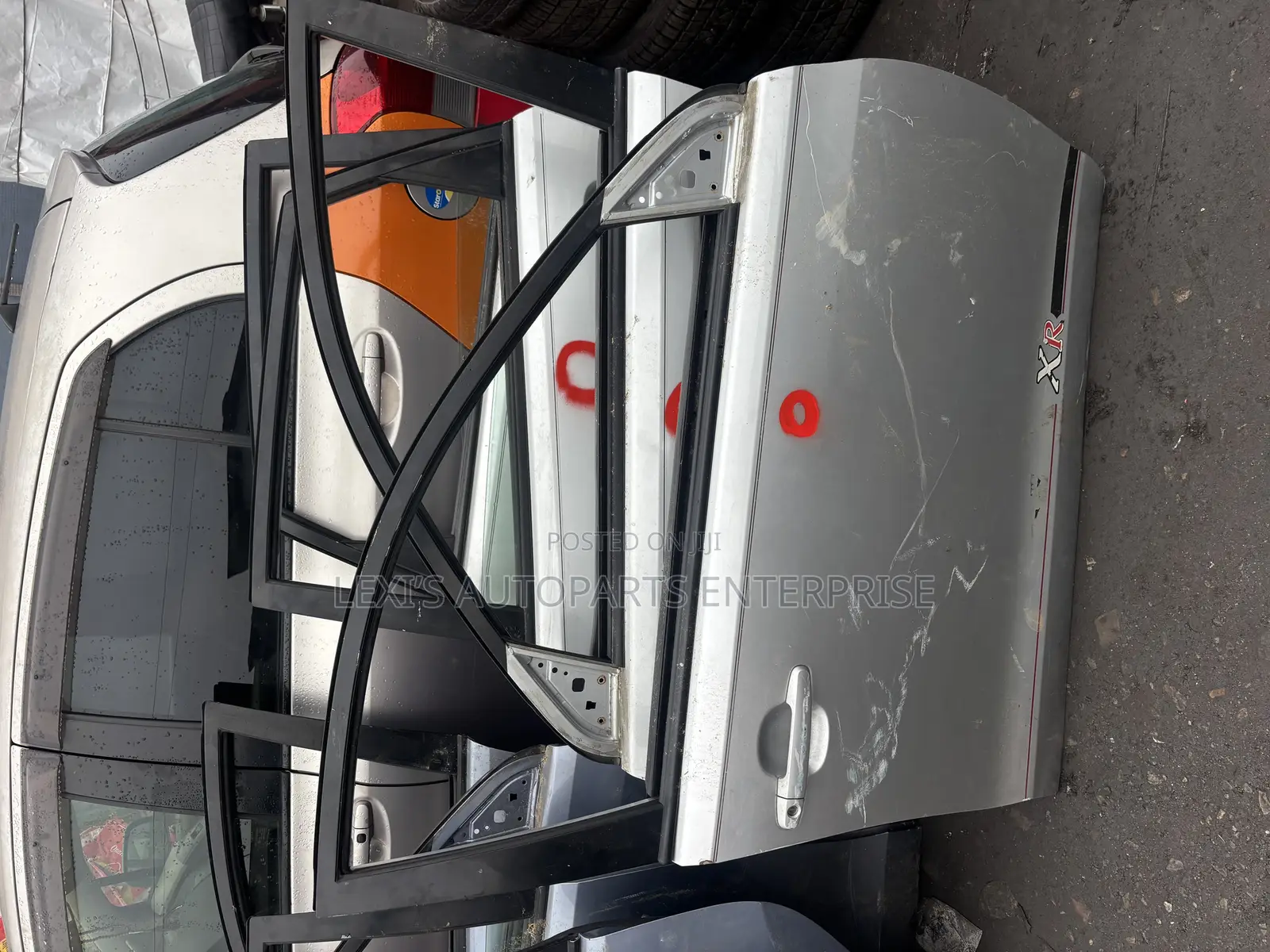 Toyota Matrix 2005,2006,2007,2008 Doors And Bonnet Available