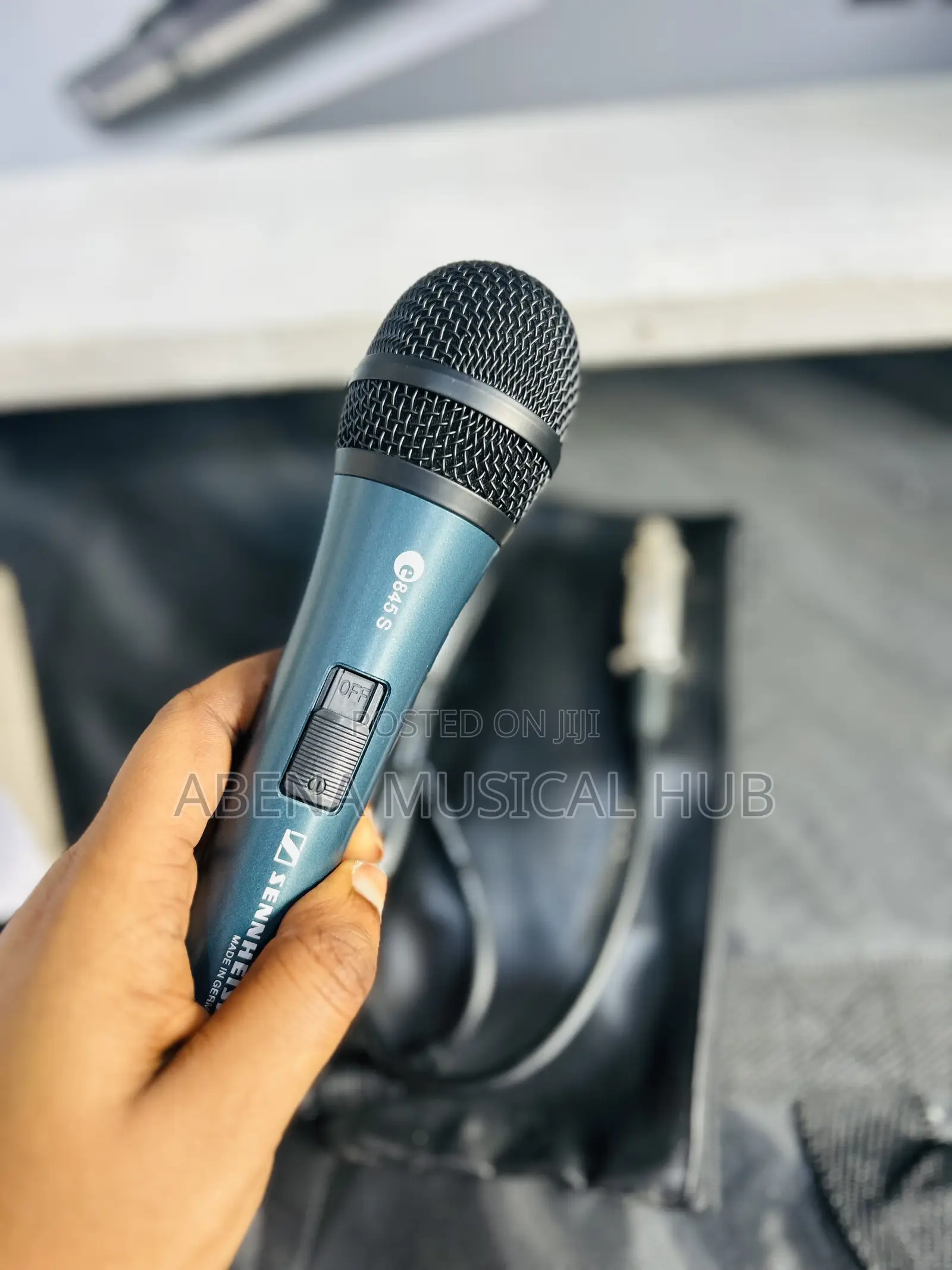 Sennheiser E845-S Dynamic Super Cord Microphone
