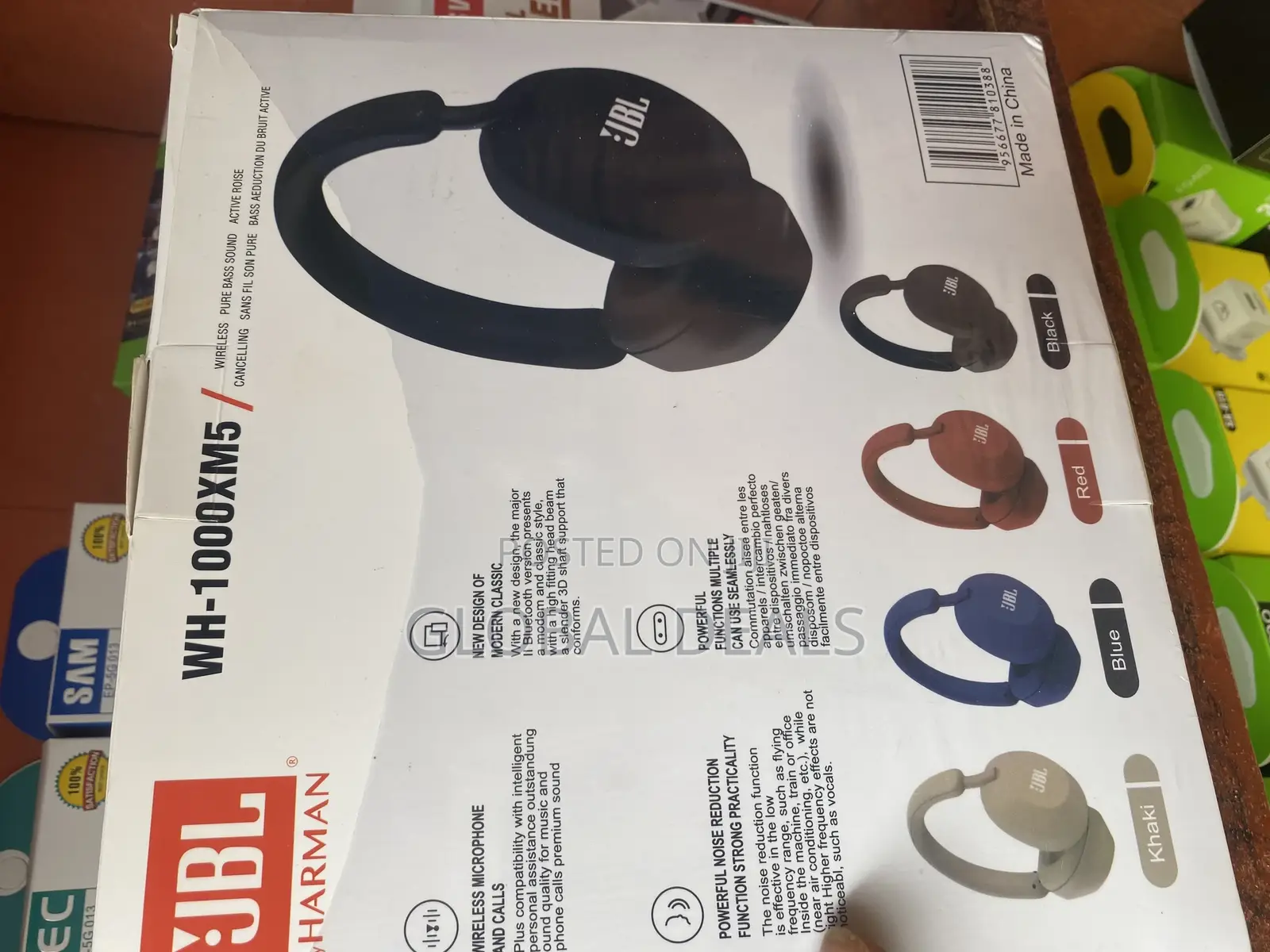 JBL Wireless/Bluetooth Headphones