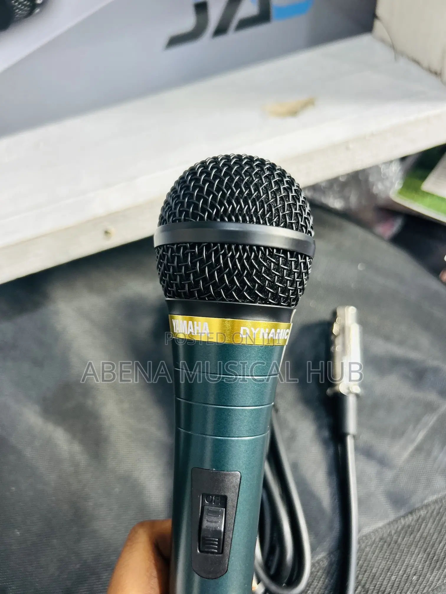 Yamaha Dm-105 Cord Microphone