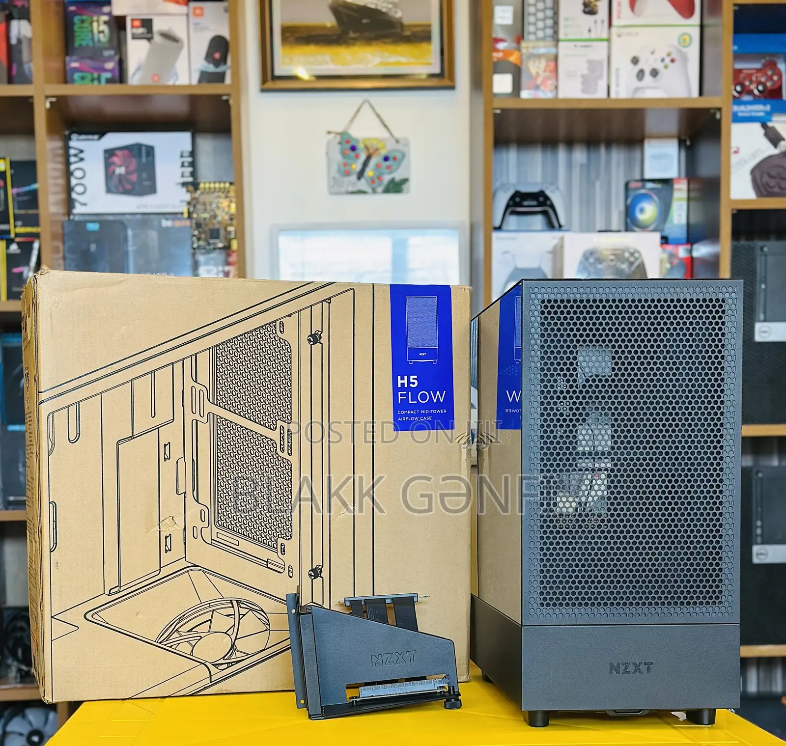 Nzxt H5 Flow 2022 Case + Nzxt Gpu Vertical Mount Kit