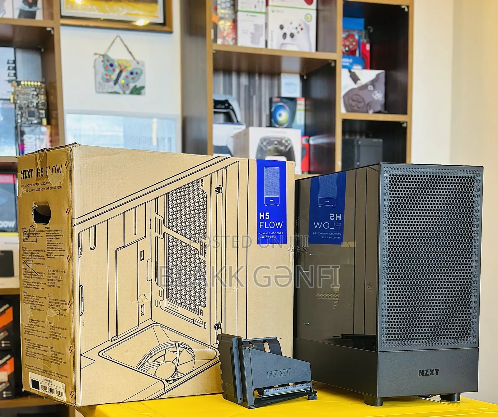 Nzxt H5 Flow 2022 Case + Nzxt Gpu Vertical Mount Kit