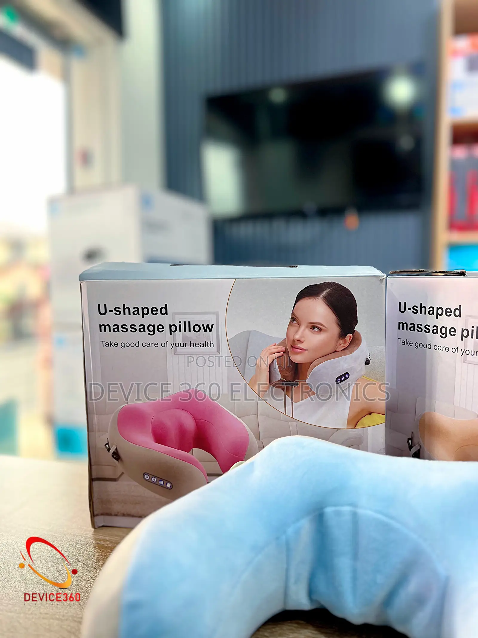 U-Shaped Massage Pillow