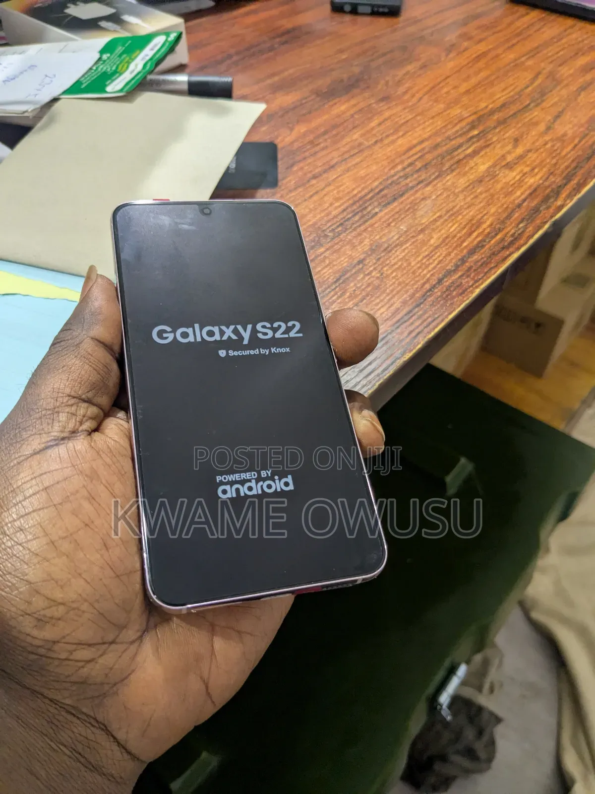 New Samsung Galaxy S22 5G 128 GB Pink