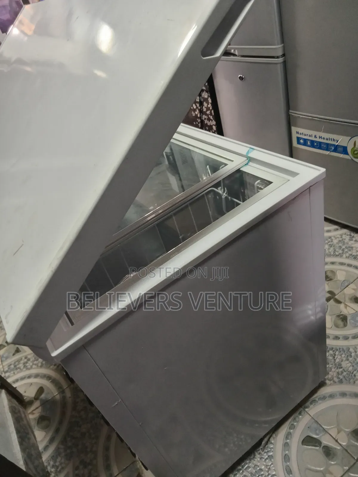 Lifetime Kitchen Help 318l 318l H a Fridge Freezer H A