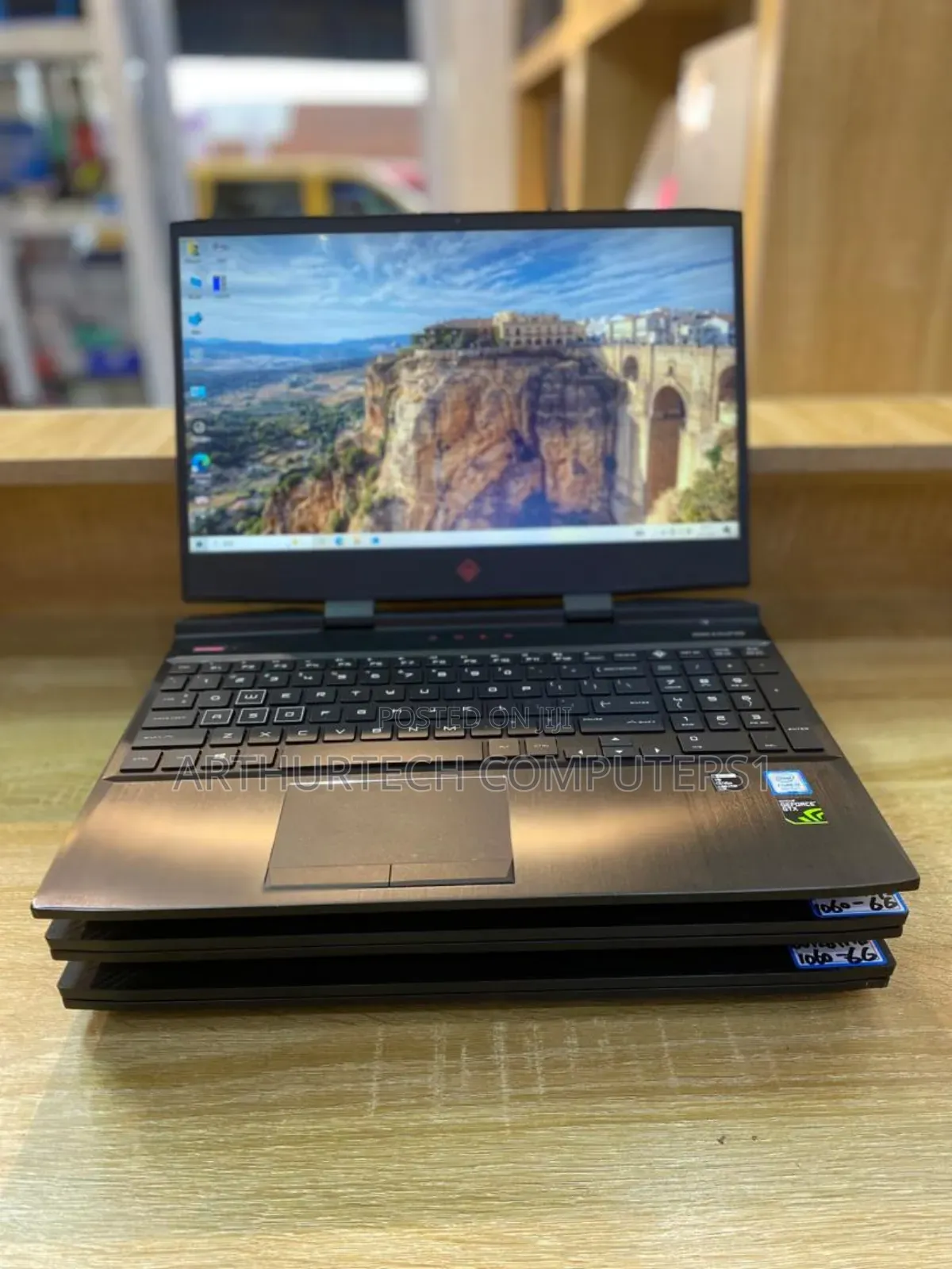 Laptop HP Omen 15 16GB Intel Core I5 HDD+SSD 1T