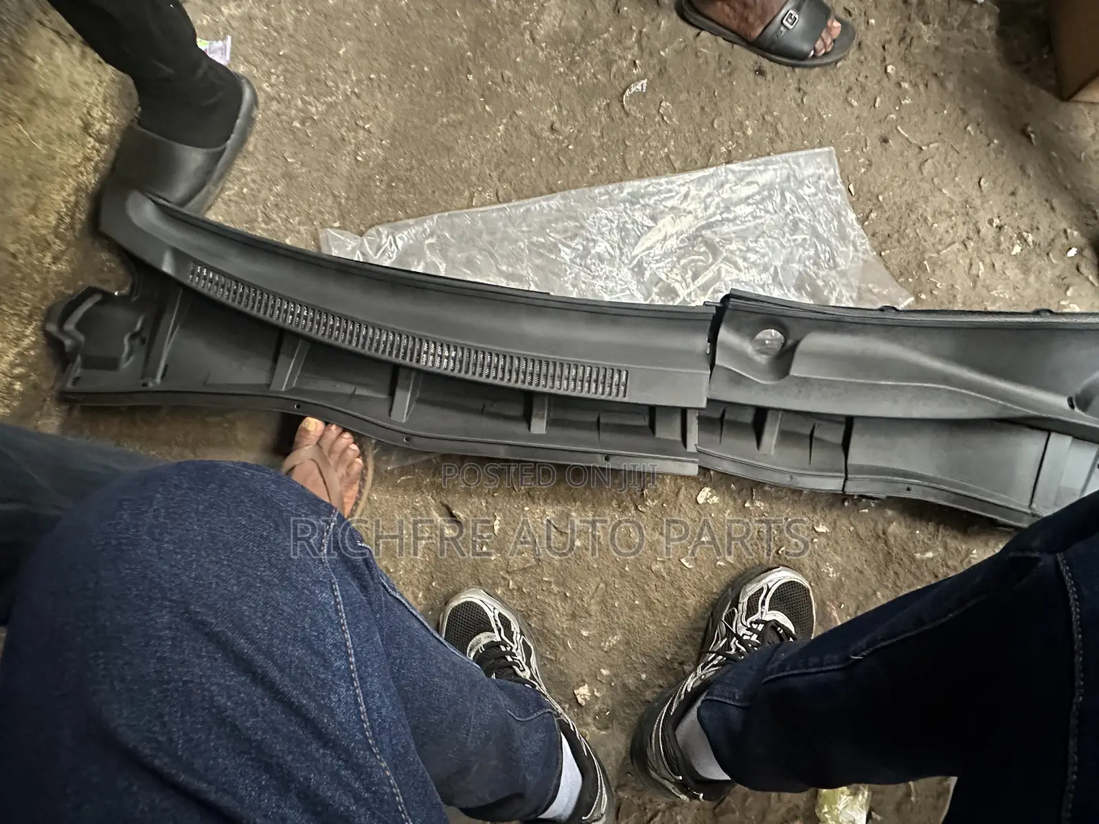 Toyota Corolla 2012,2013 Wiper Panel