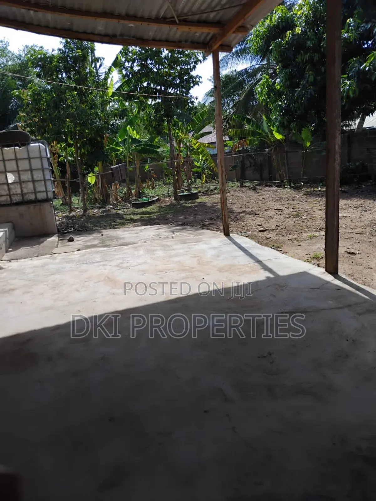 2bdrm House in Dki Properties, Adenta for sale