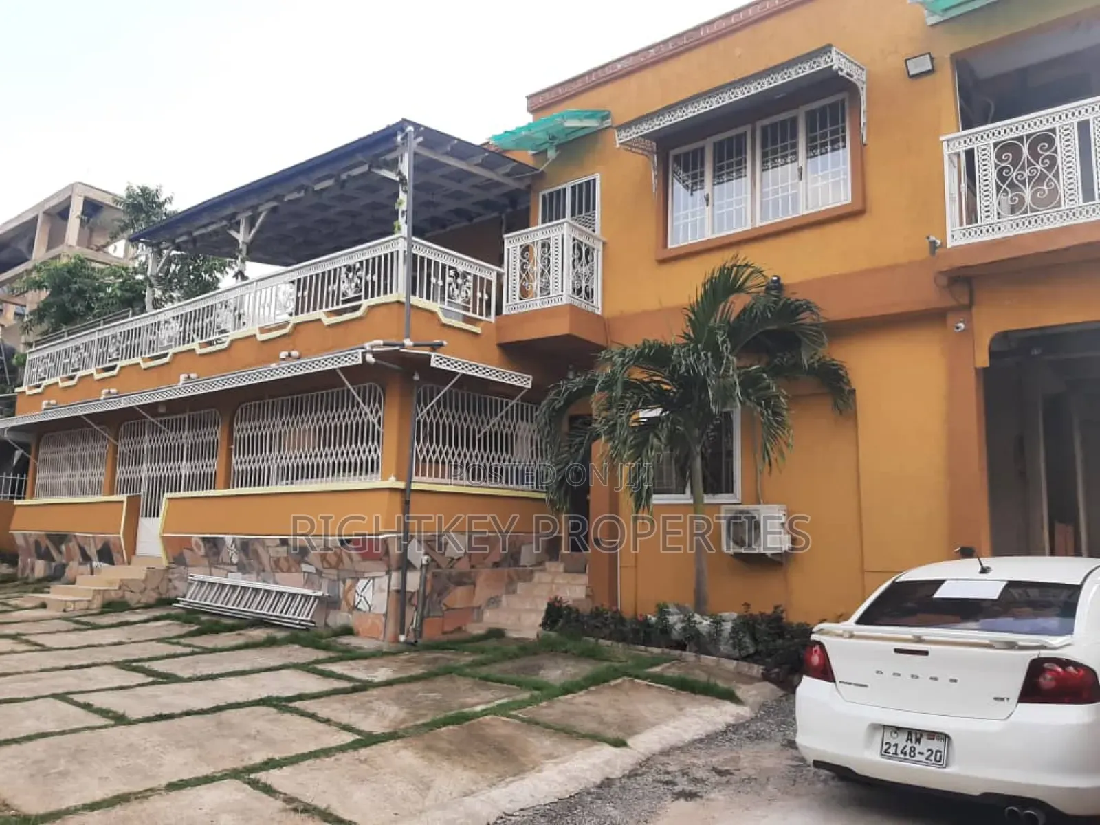 Furnished 7bdrm Duplex in Kenyasi, Kumasi Metropolitan for sale