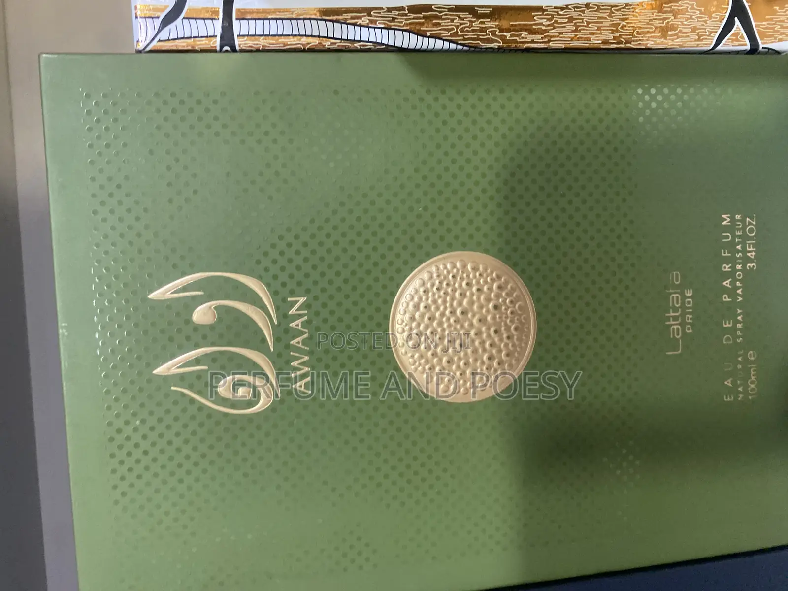 Awaan Perfume