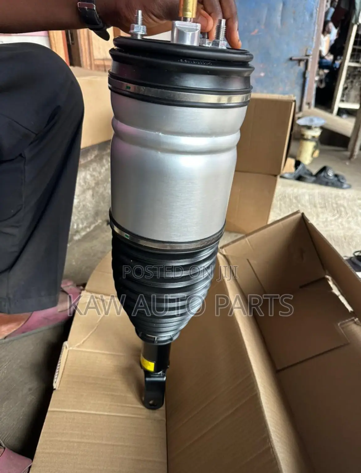 2017,2018,2029,2020,2021,2022,2023 Shock Absorbers For Dodge Ram 1500