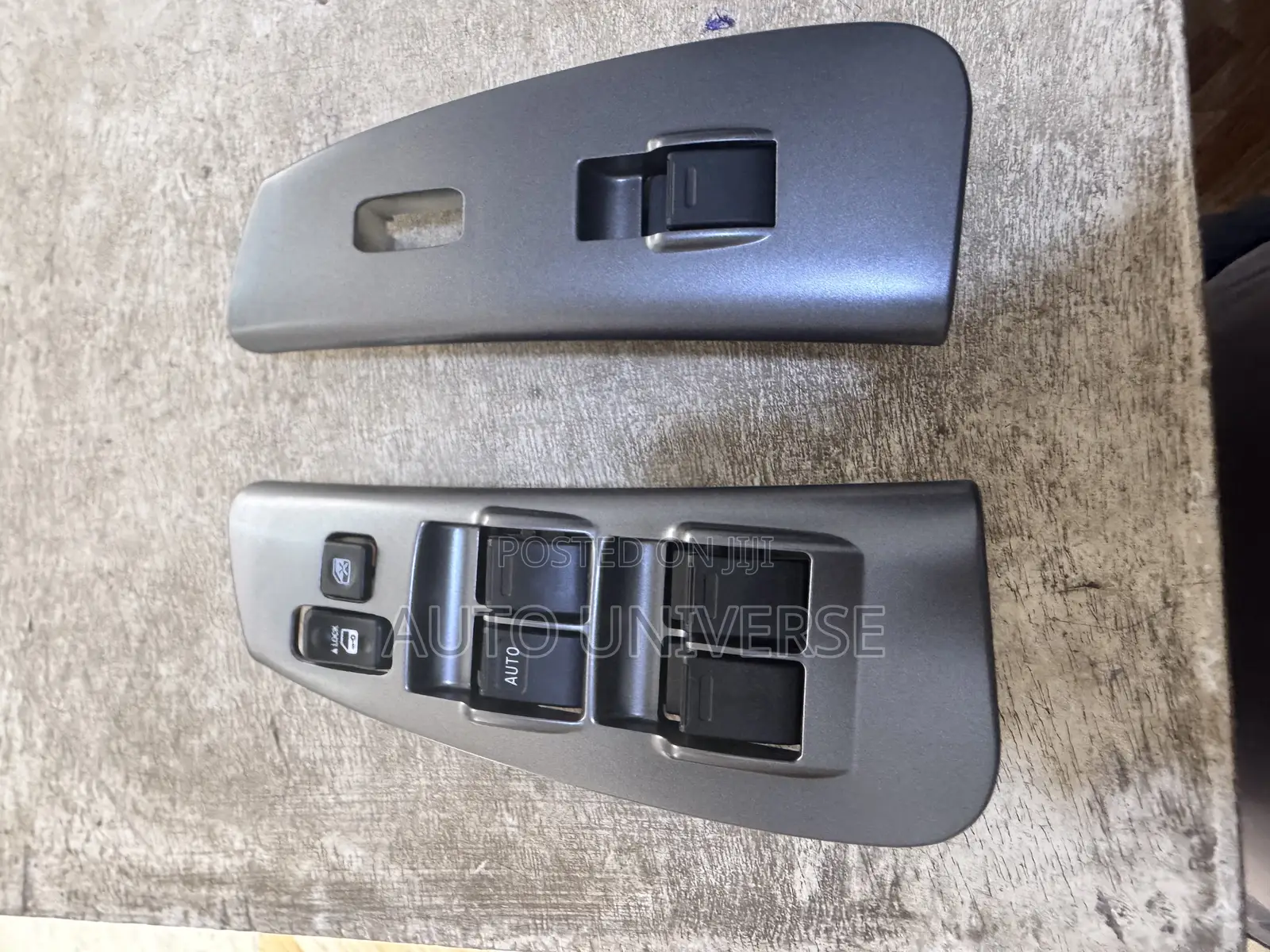 Toyota Matrix/Vibe Pontiac Door Switch Available