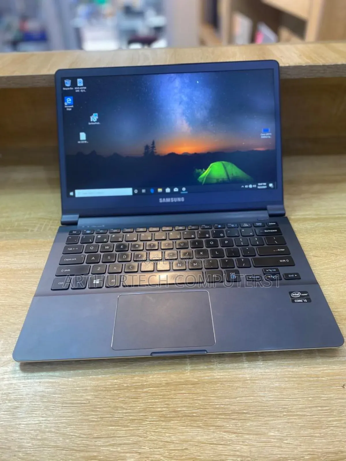 Laptop Samsung NP900X3C 4GB Intel Core I5 SSD 256GB