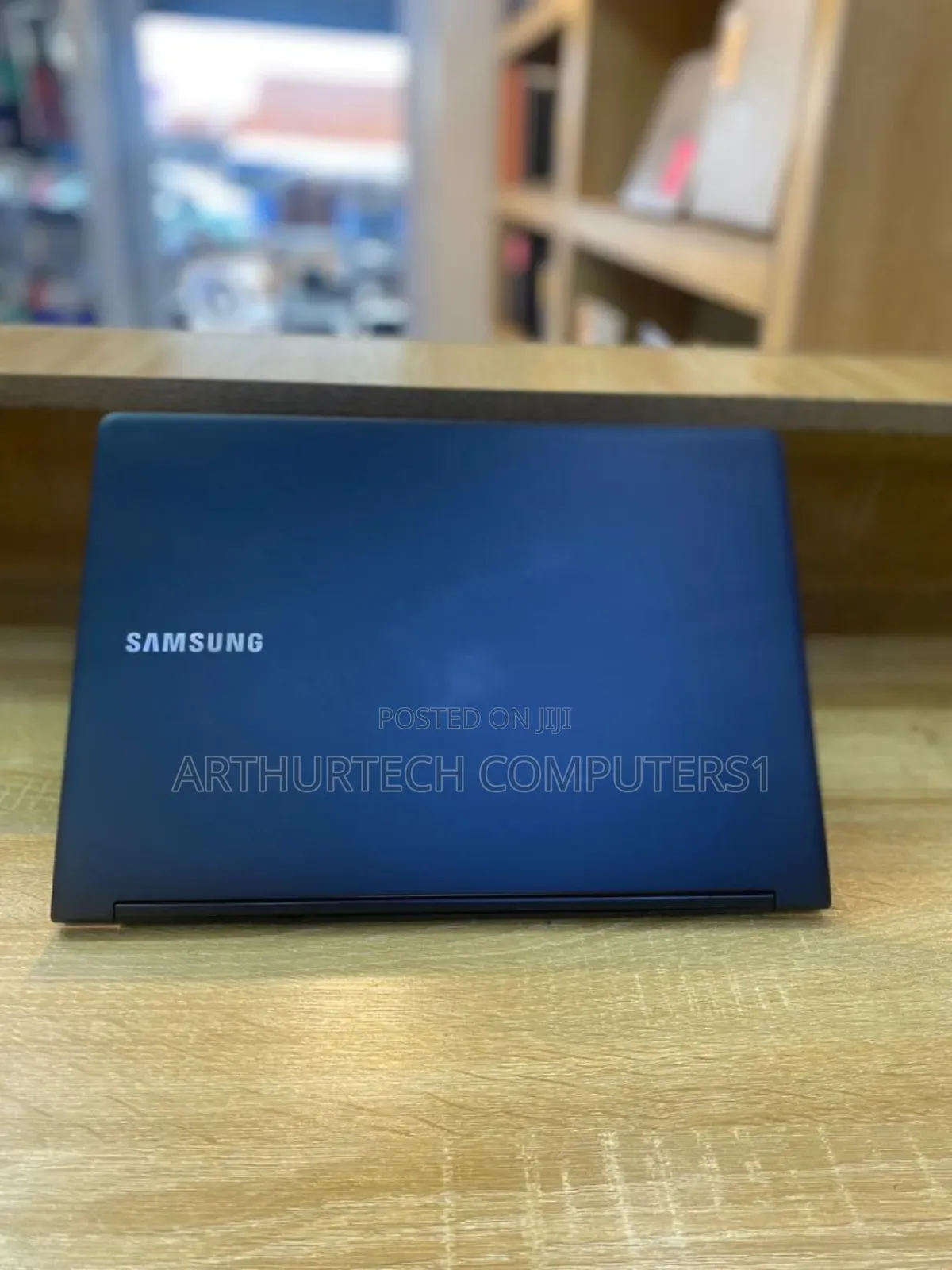 Laptop Samsung NP900X3C 4GB Intel Core I5 SSD 256GB