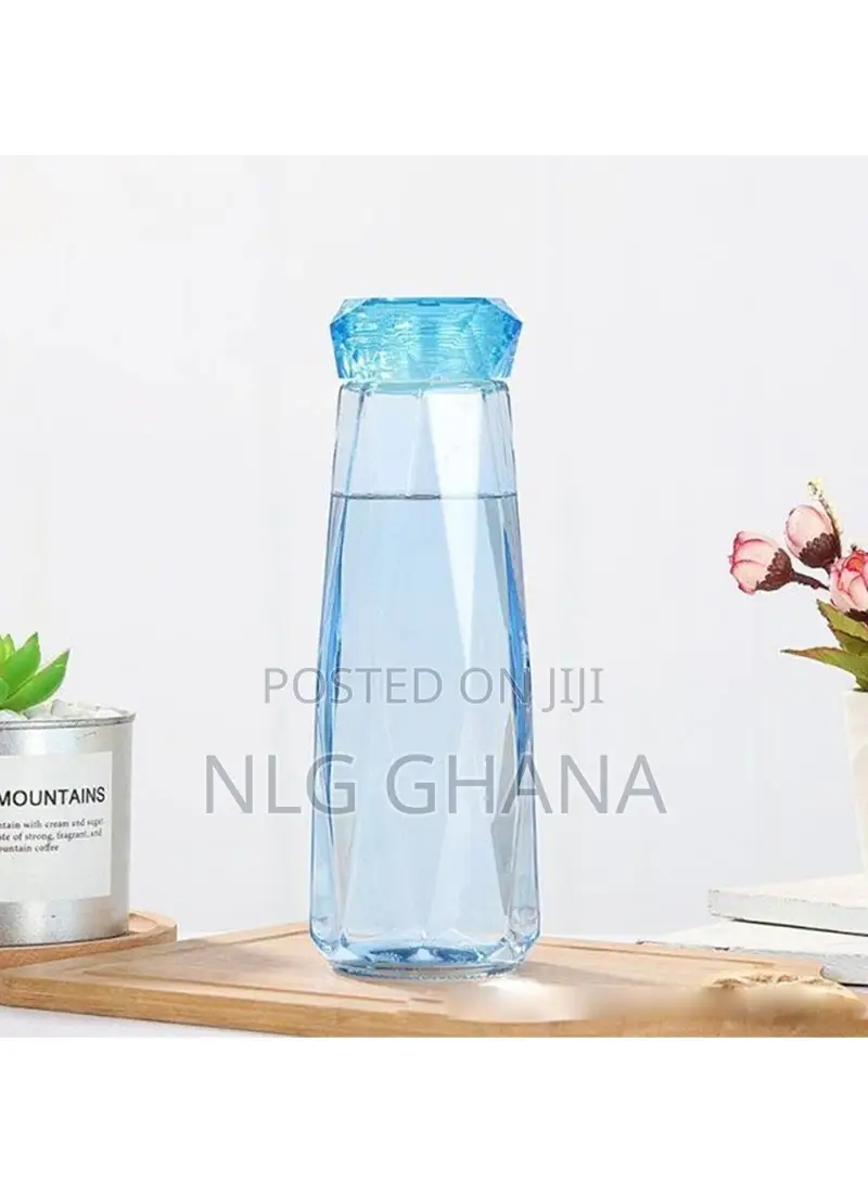 400ml Glass Water Bottle Diamond-Shaped Beverage. Tvx8194