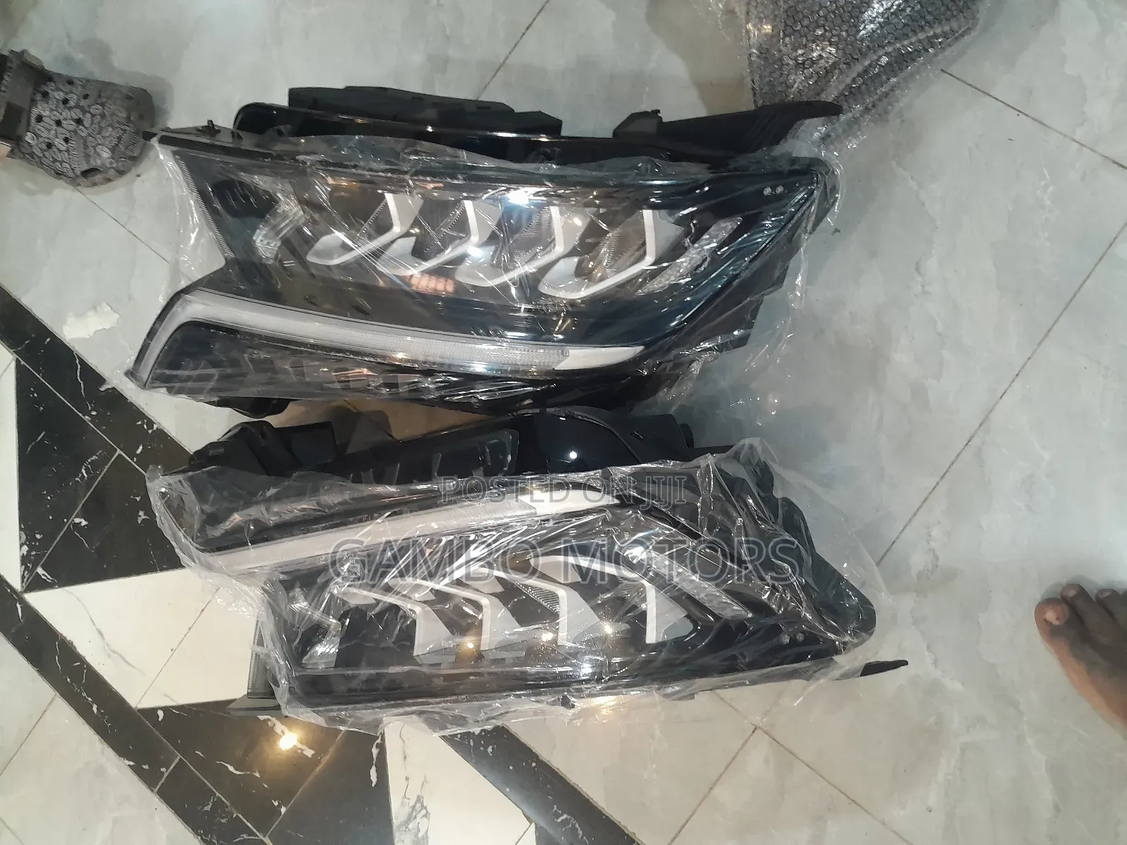 Kia Sorento 2024 Headlight Pair