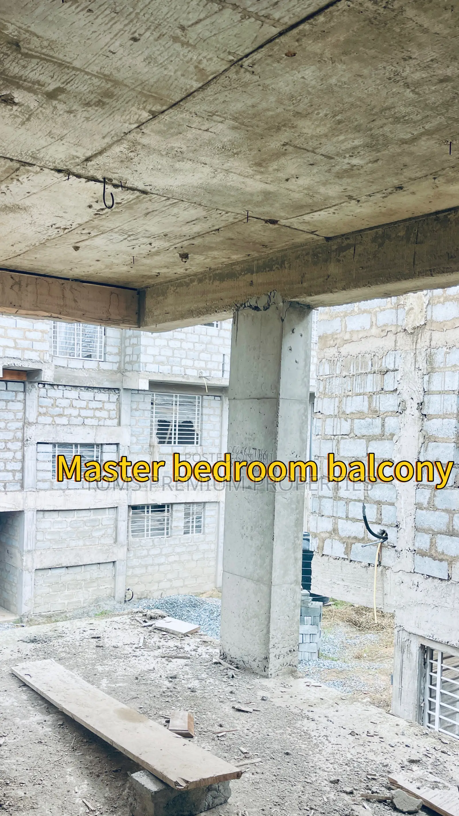 4bdrm Duplex in Toms Premium, Kwabenya for sale