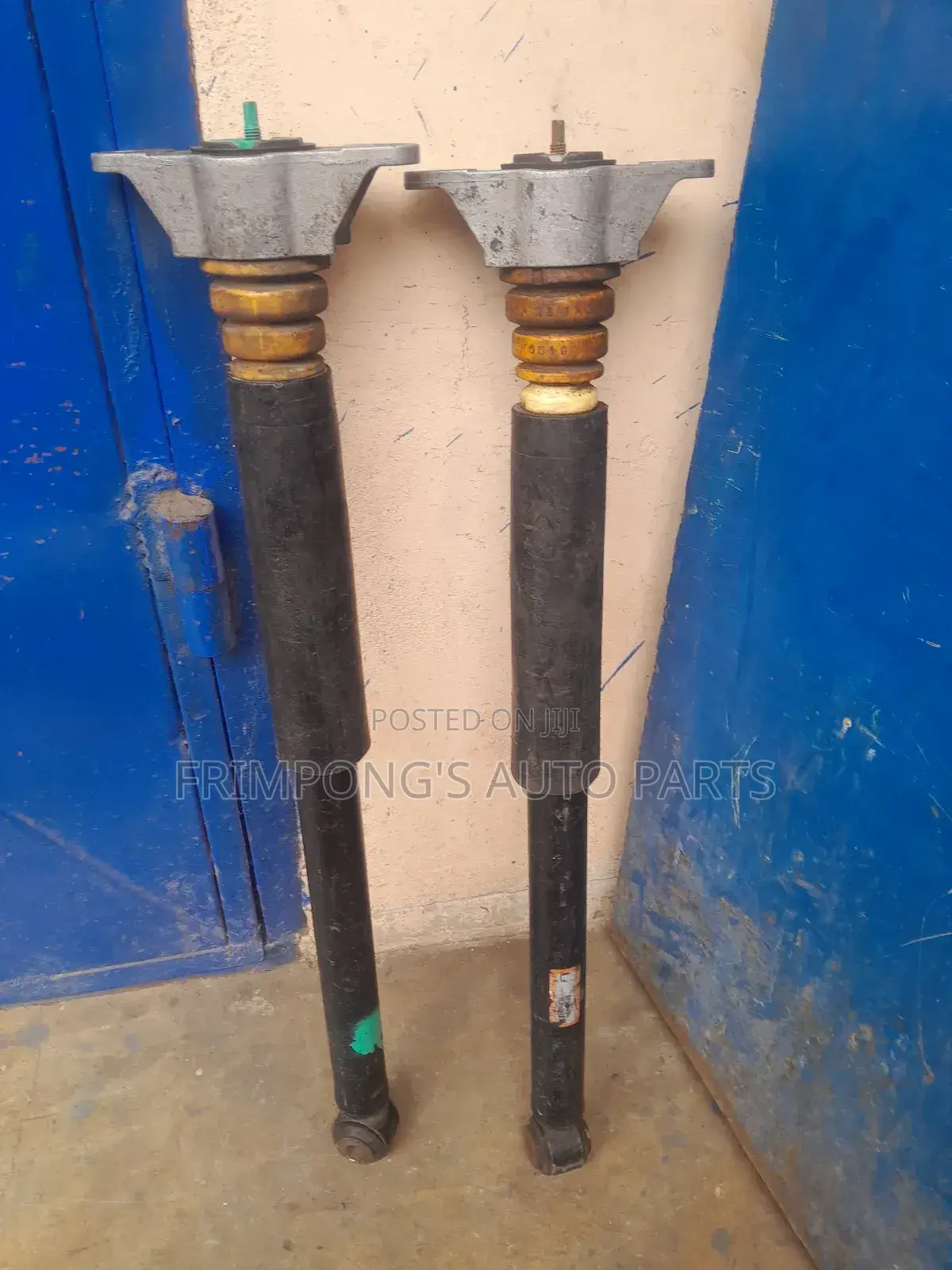 Toyota Yaris / Ia/Madza Cx5 2014  Back Shocks Absorbers Genuine