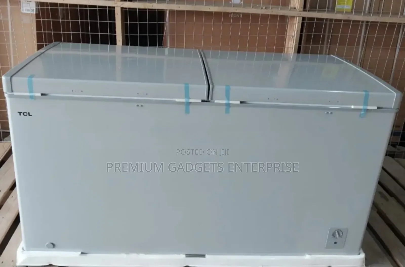 Tcl 520-liters Double Door Chest Freezer F520cf