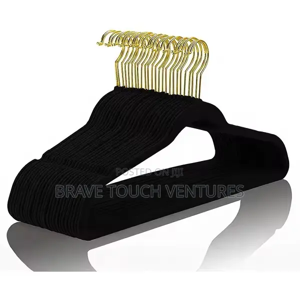 10 Piece Velvet Hanger With Anti-Slip Notches