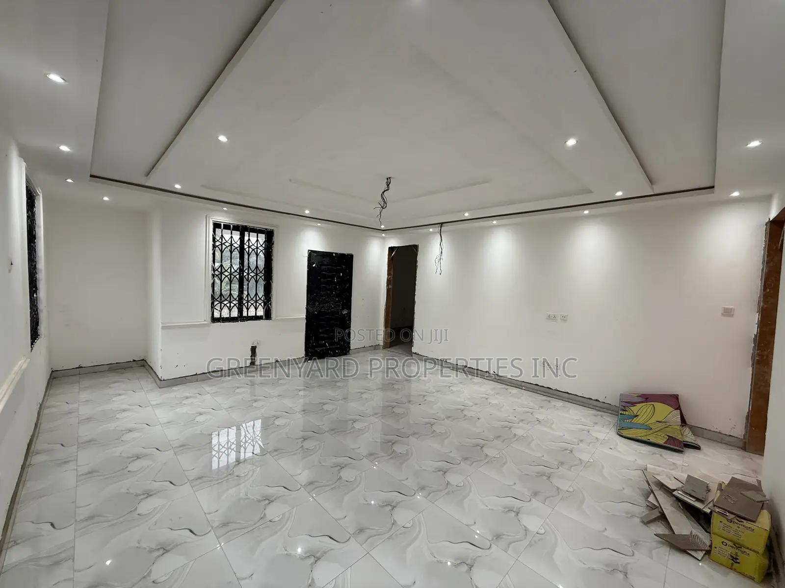 4bdrm Mansion in Mayera, Pokuase for sale