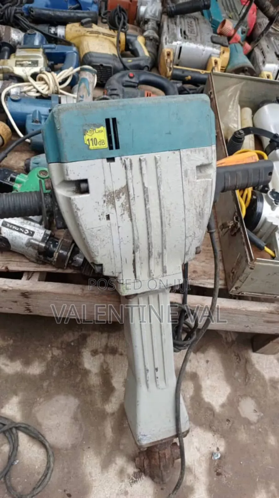 Total Concrete Breaker Machine Working Perfectly