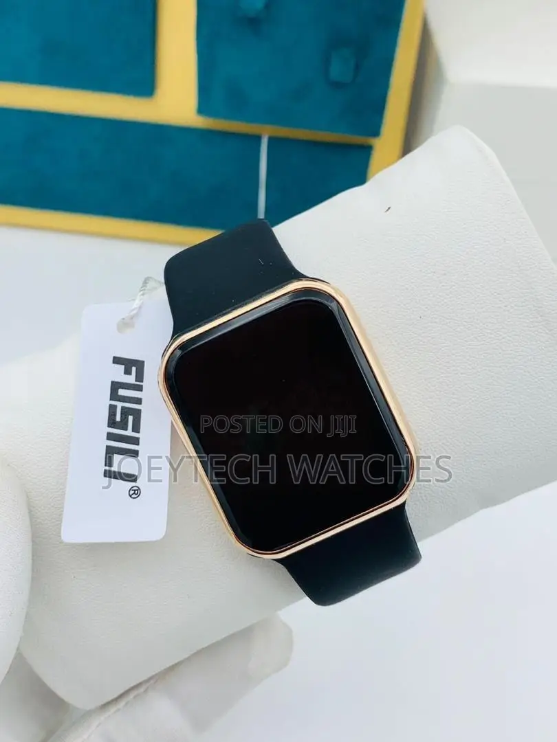 Fusili Digital Watch