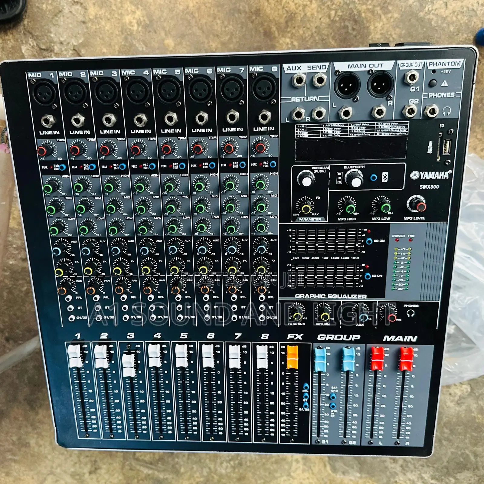 Yamaha Smx800 8 Channels Live Mixer