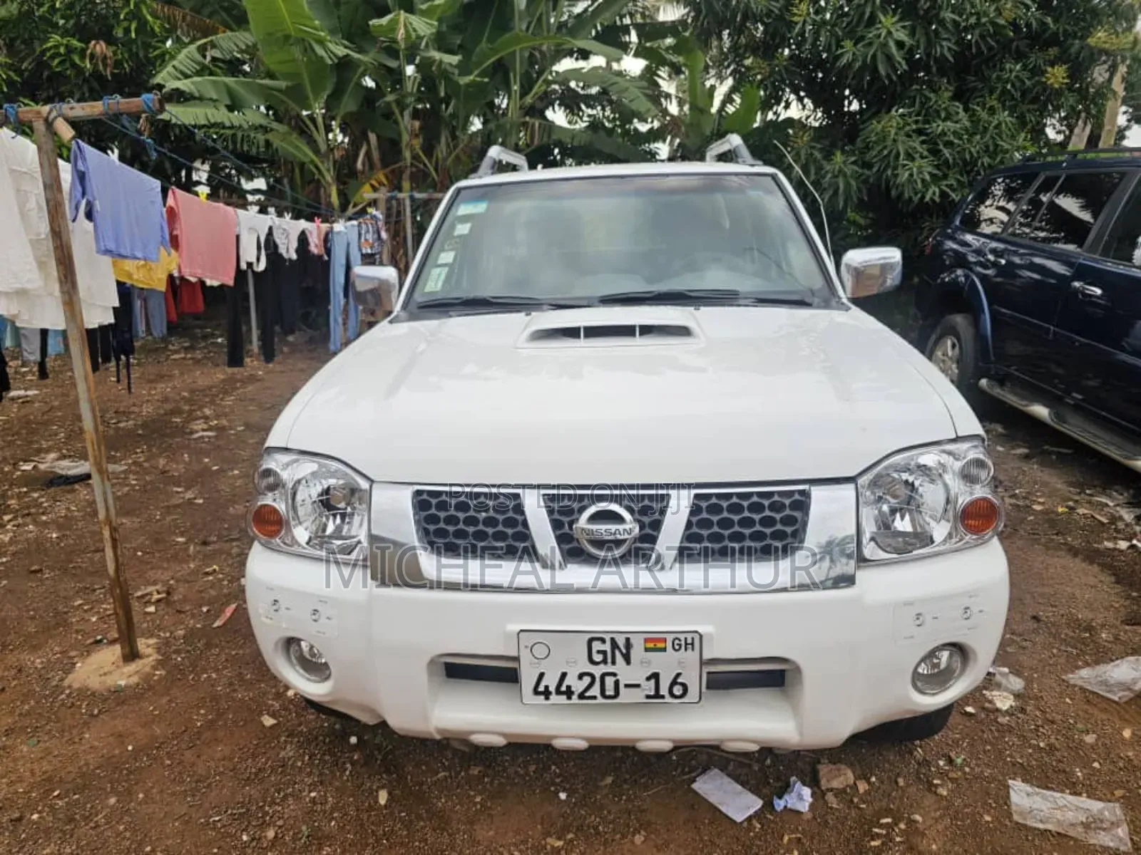 Nissan Hardbody 2016 White